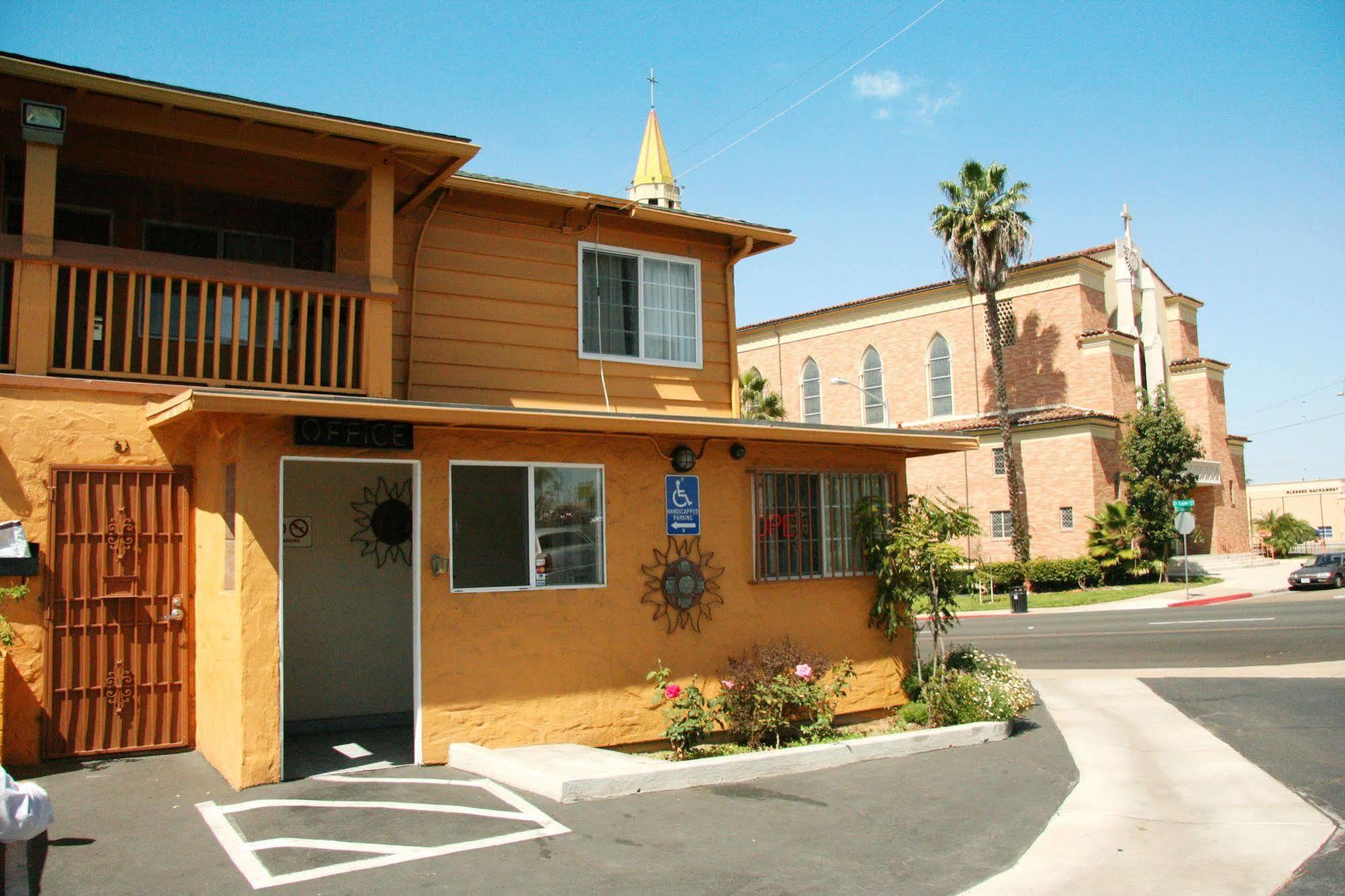 Navajo Lodge Lemon Grove Exterior photo